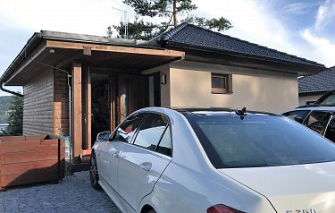 Apartmán s terasou a výhledem na jezero