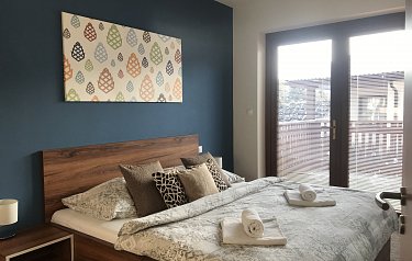 Apartmán s terasou a výhledem na jezero