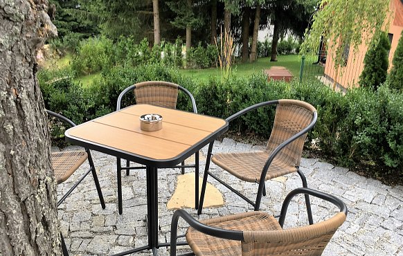 Apartmán s piniovou terasou